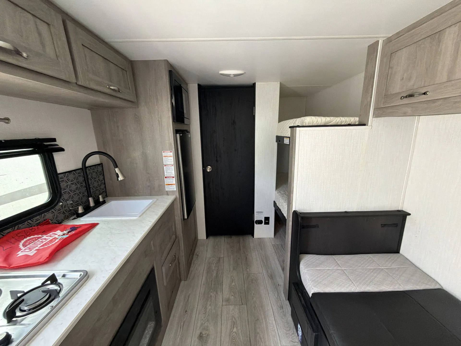 2024 Cruiser RV Avenir 17BH — living area main