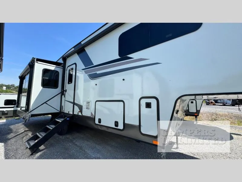 2026 Forest River Rockwood Signature 361RL - Photo 4