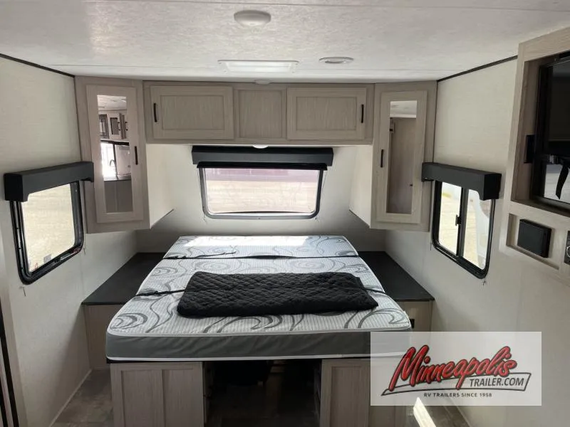 2022 Coachmen Apex 211RBS - Photo 3
