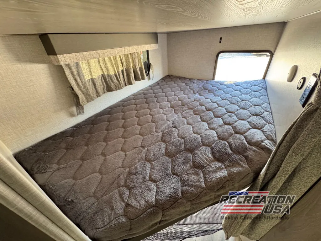 2023 Forest River Flagstaff Micro Lite 25BRDS, Photos photo 14