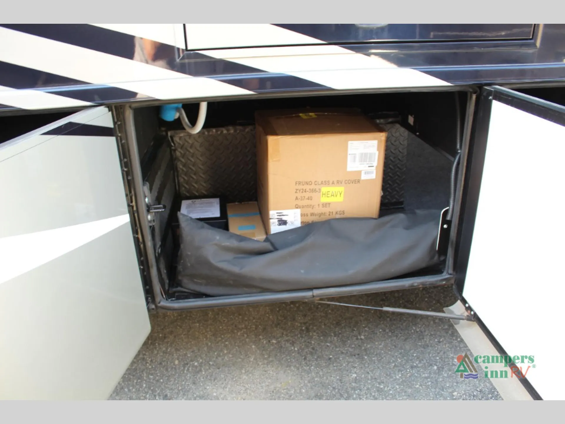 2022 Newmar Bay Star 3609 - Photo 3