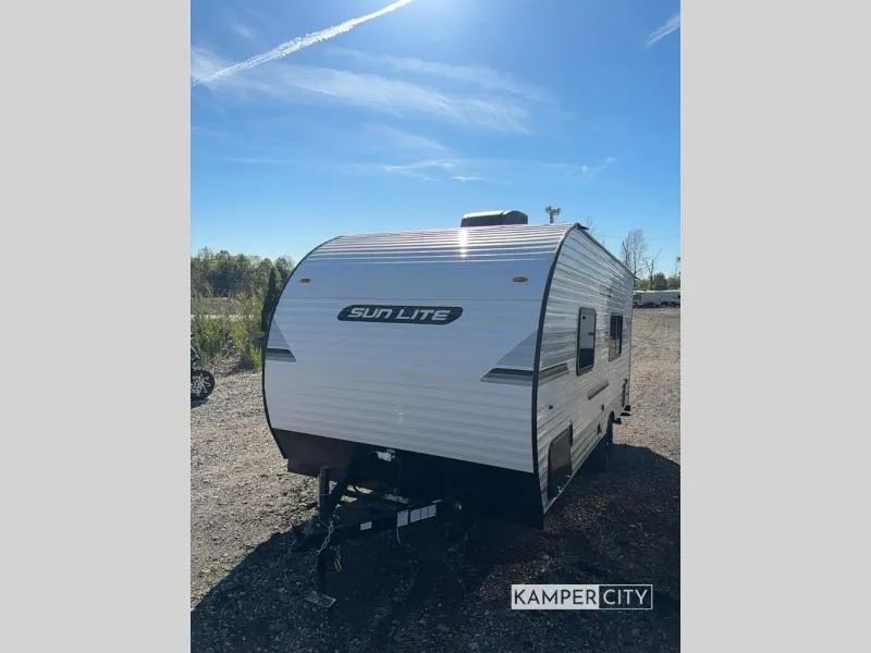 2026 Sunset Park RV Sun Lite LTD 19RB - Photo 2