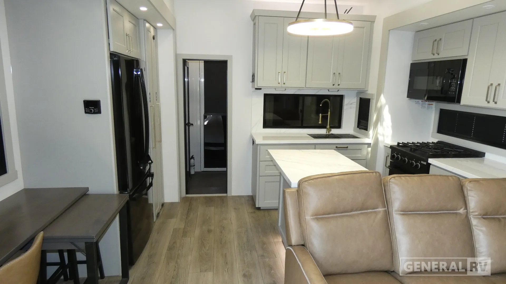 2025 Brinkley Model G 3250 - Photo 3