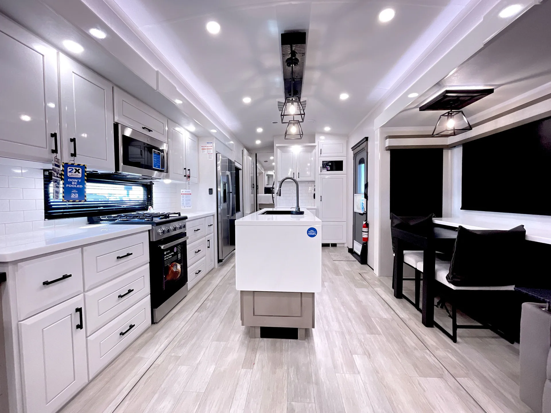 2026 Jayco Pinnacle 38SSWS — living area main