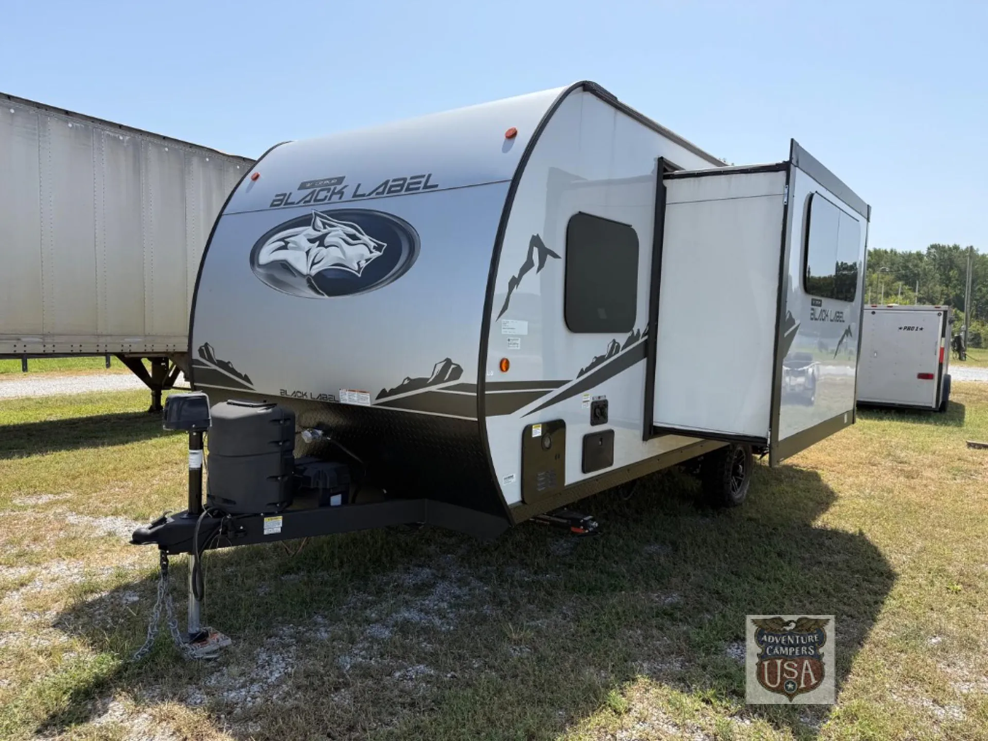 2024 Forest River Cherokee Wolf Pup Black Label 17JWBL - Photo 3