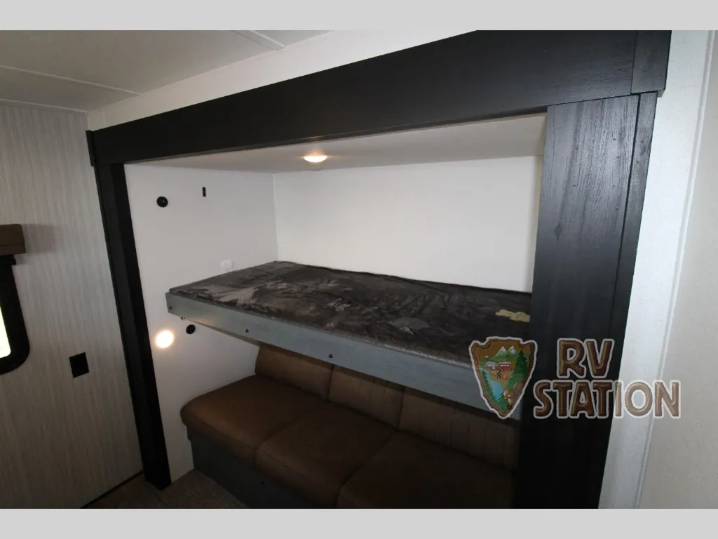2027 Forest River Puma 32BHQS, Photos photo 39