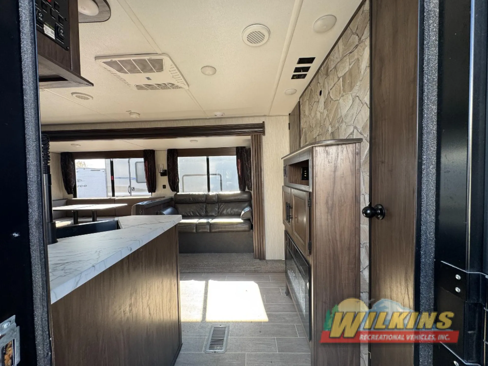 2021 Forest River Cherokee 294BH — Photo 5
