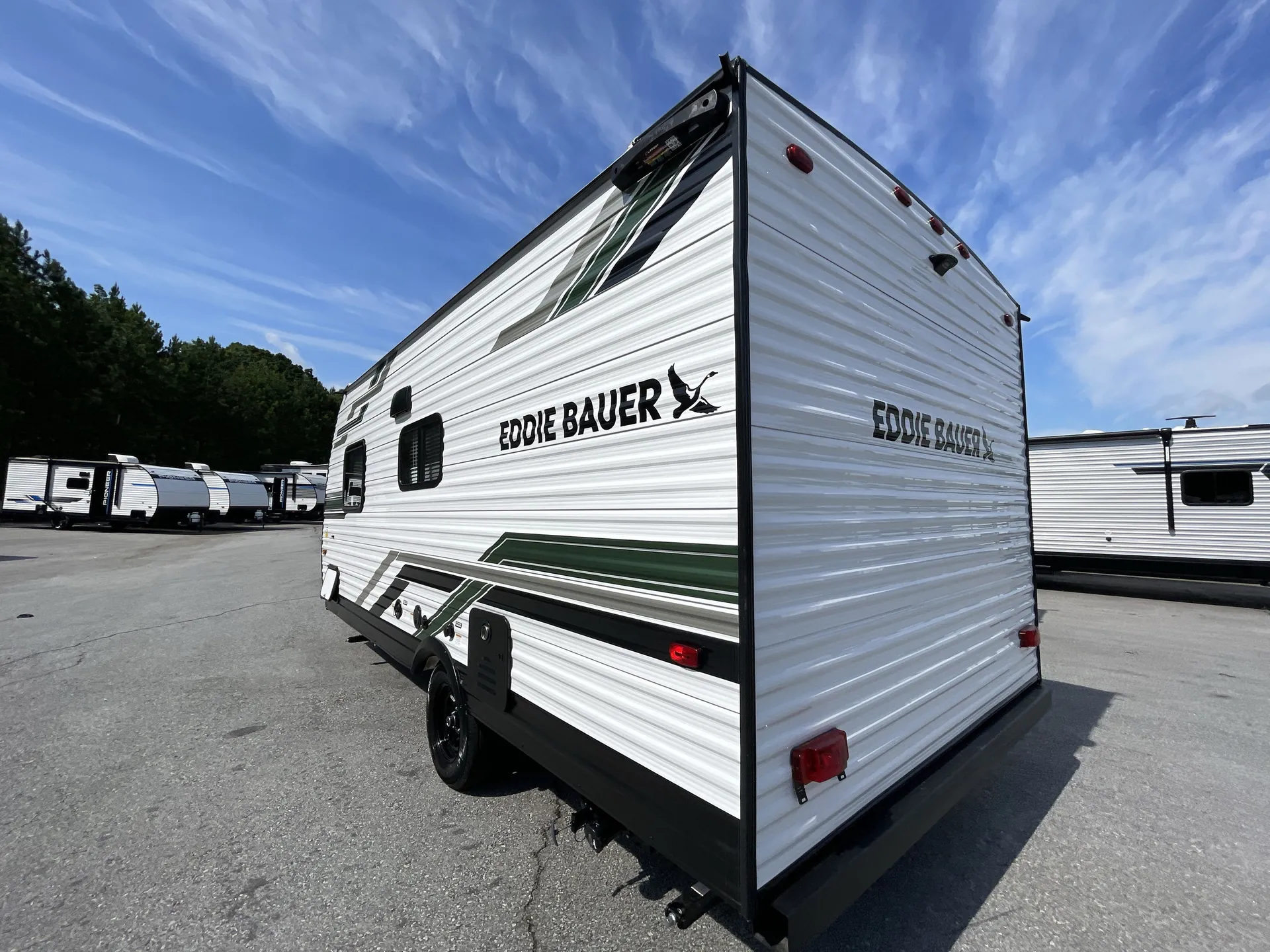 2025 Heartland Eddie Bauer 17RB — living area main