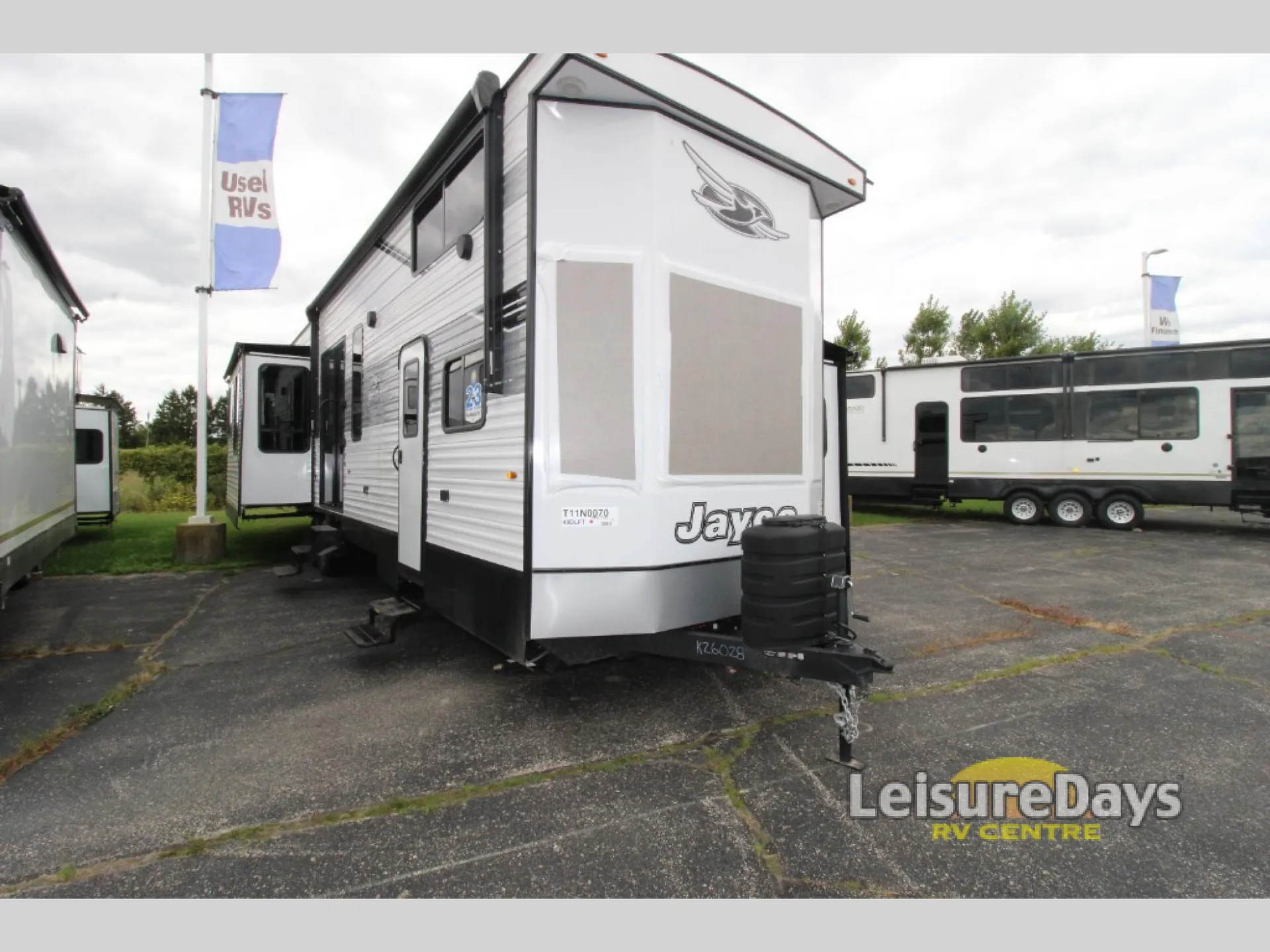 2026 Jayco Jay Flight Bungalow 40DLFT - Photo 2