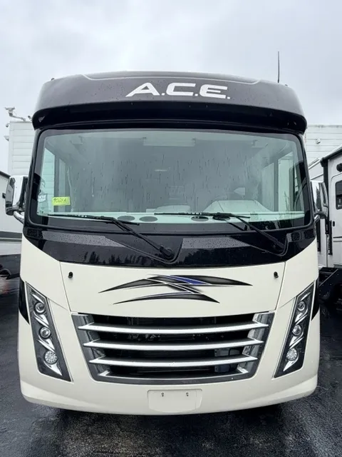 2022 Thor Motor Coach A.C.E 30.3 - Photo 3
