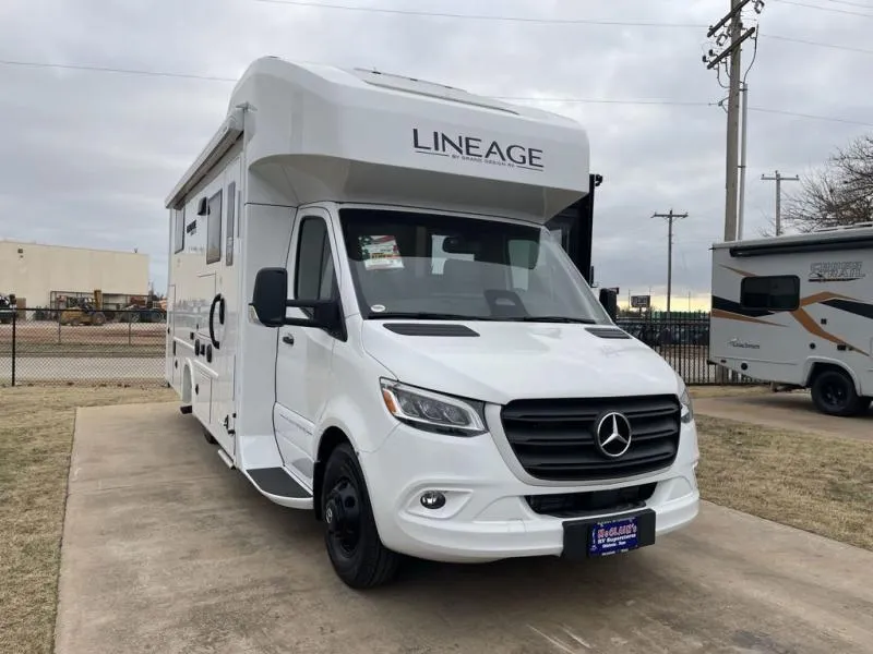 2026 Grand Design Lineage Series M 25TK - Photo 2