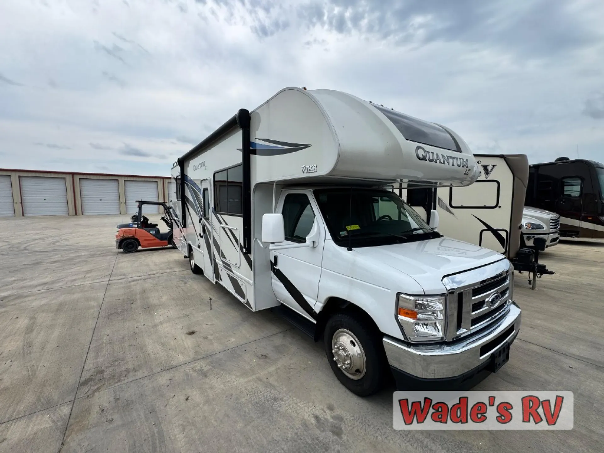 2024 Thor Motor Coach Quantum LC LC28 - Photo 2