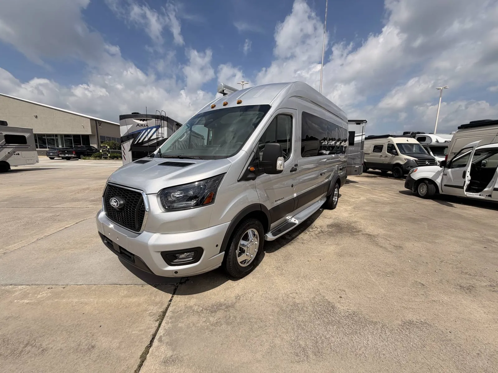 2027 Entegra Coach Expanse 21L - Photo 2