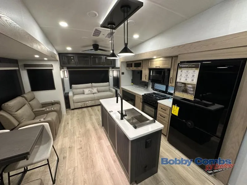 2026 Forest River Rockwood Signature R361RLS - Photo 3