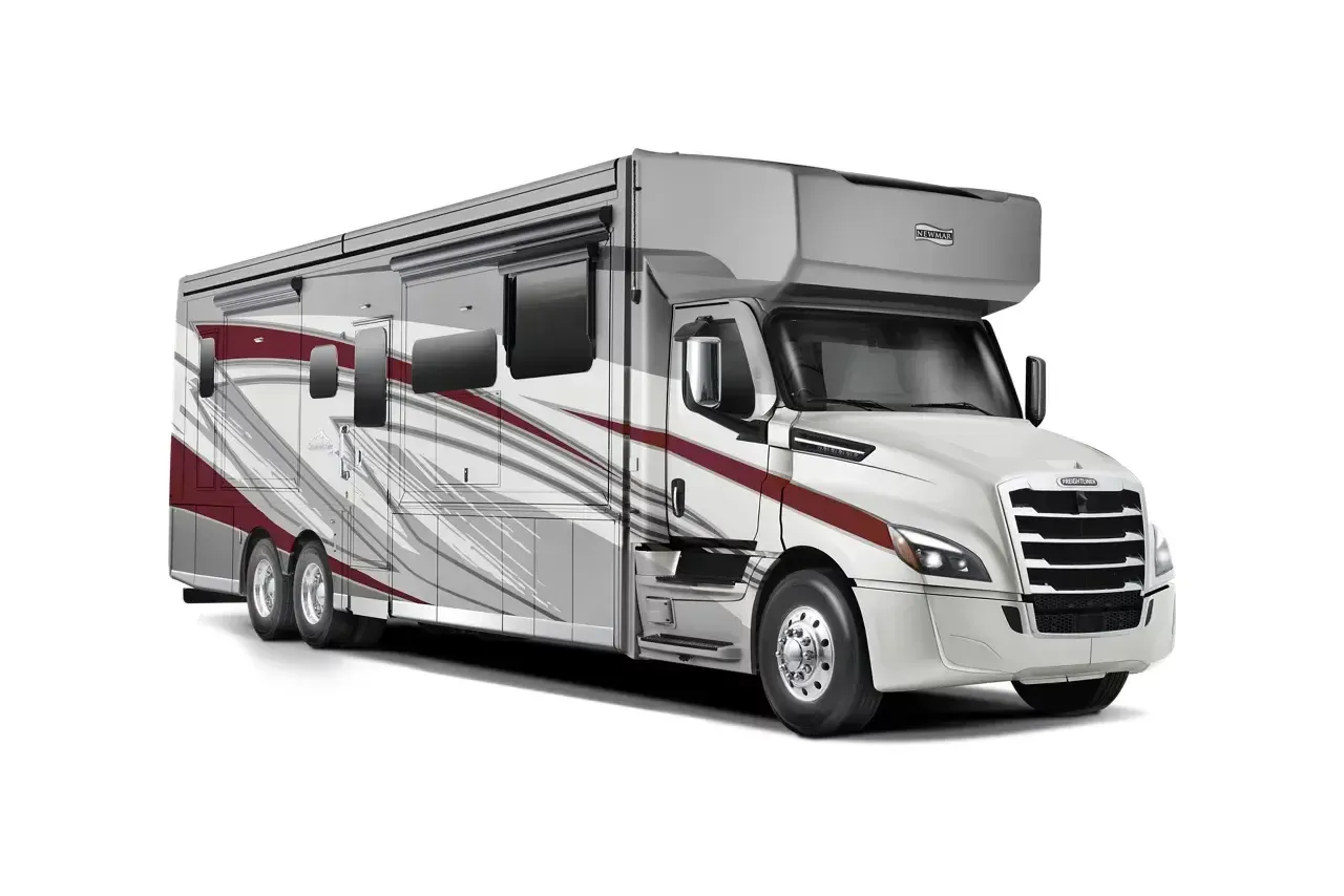 Summit Aire 4540 exterior