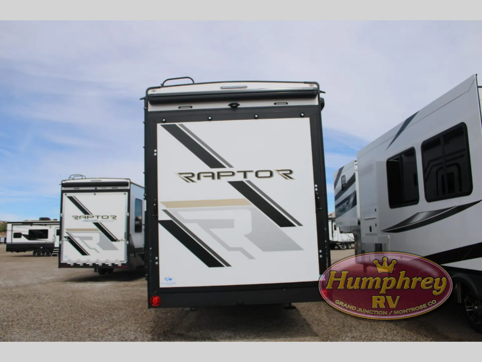 2025 Keystone Raptor 433 - Photo 4
