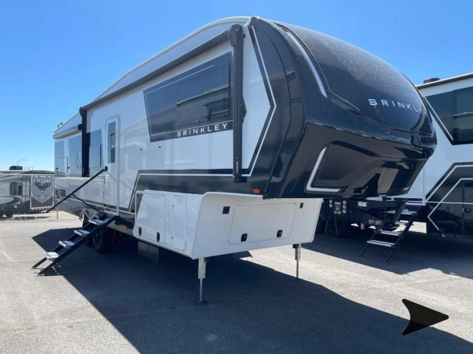 2026 Brinkley Model Z 2810 - Photo 3