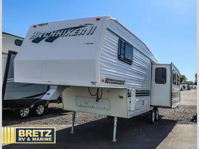 1996 NuWa HitchHiker 30.5RK - Photo 3