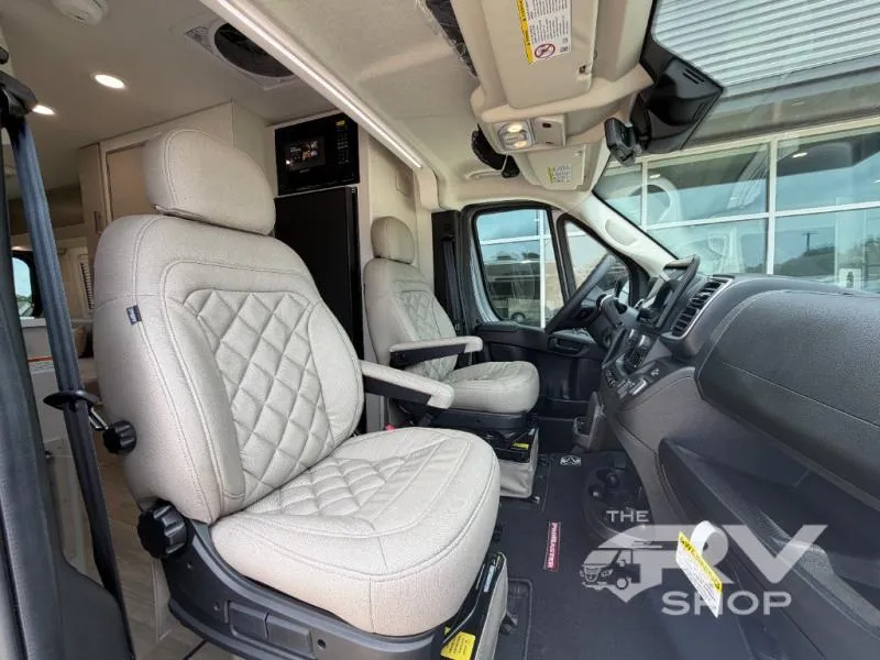2027 Thor Motor Coach Tellaro 20U - Photo 4