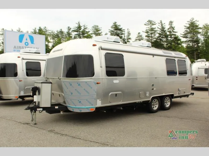 2026 Airstream Flying Cloud 25FB - Photo 2