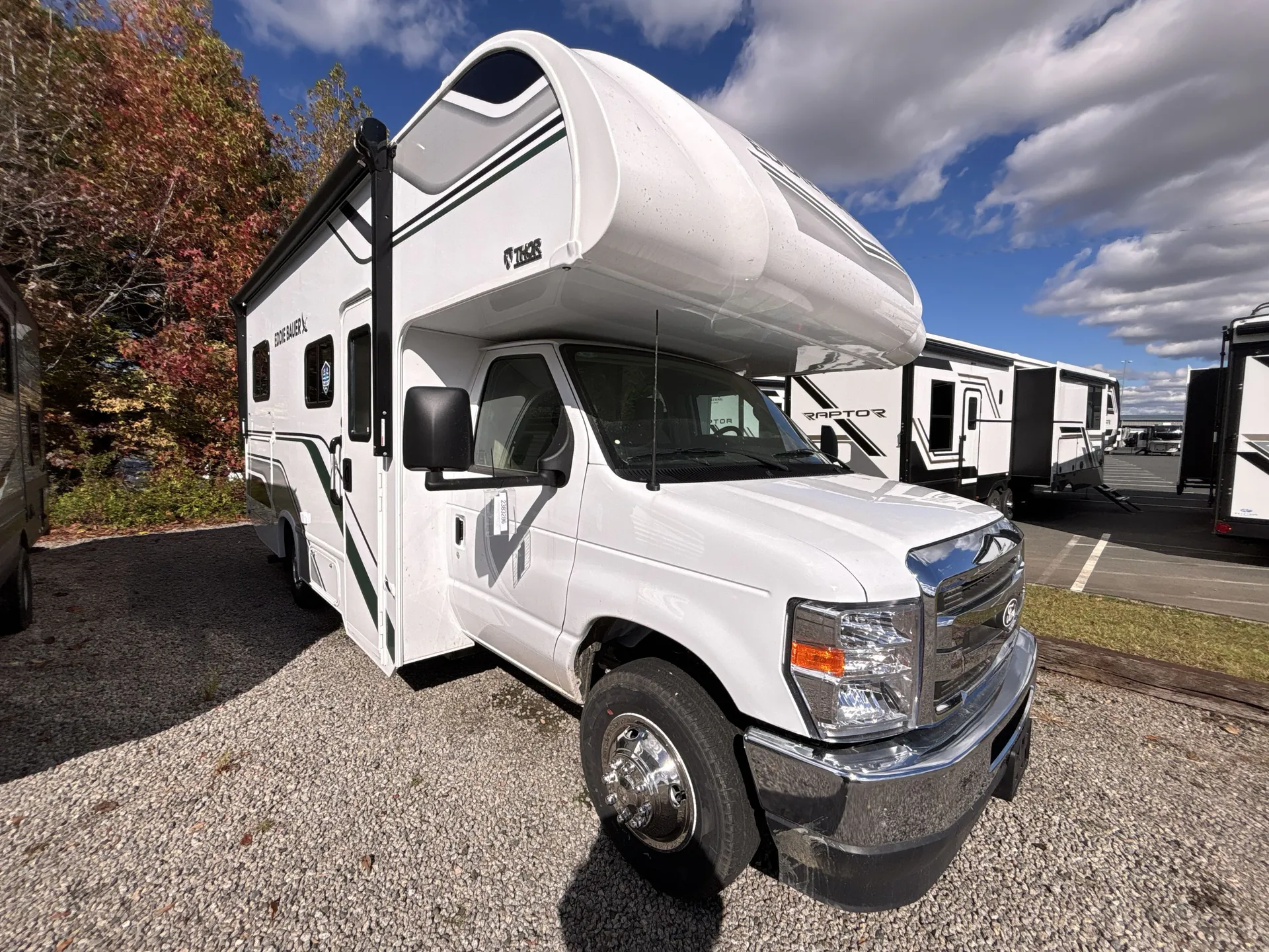 2026 Thor Motor Coach Freedom Eddie Bauer 21EB - Photo 2