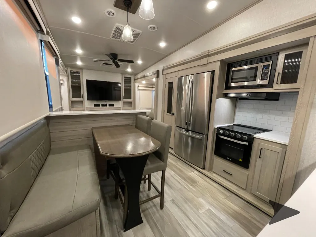 2022 Forest River Rockwood Ultra Lite 2898BS, Photos photo 14