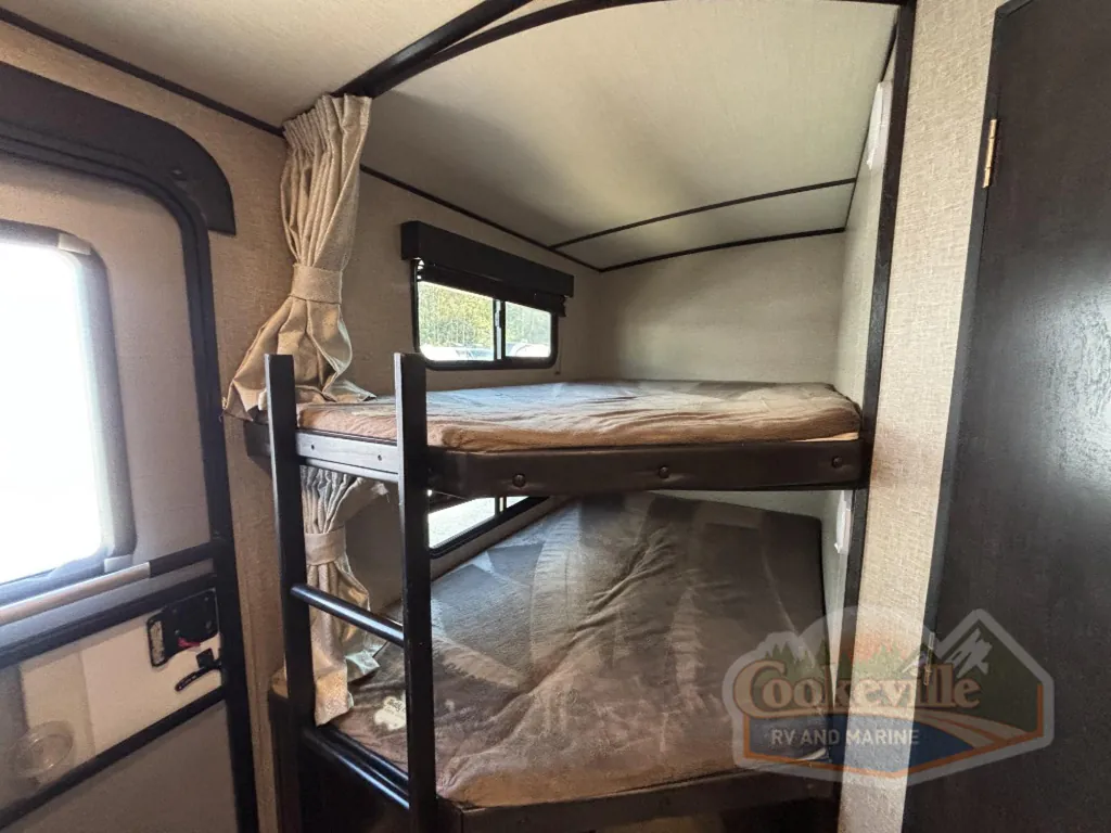 2019 Grand Design Imagine 2800BH, Photos photo 11