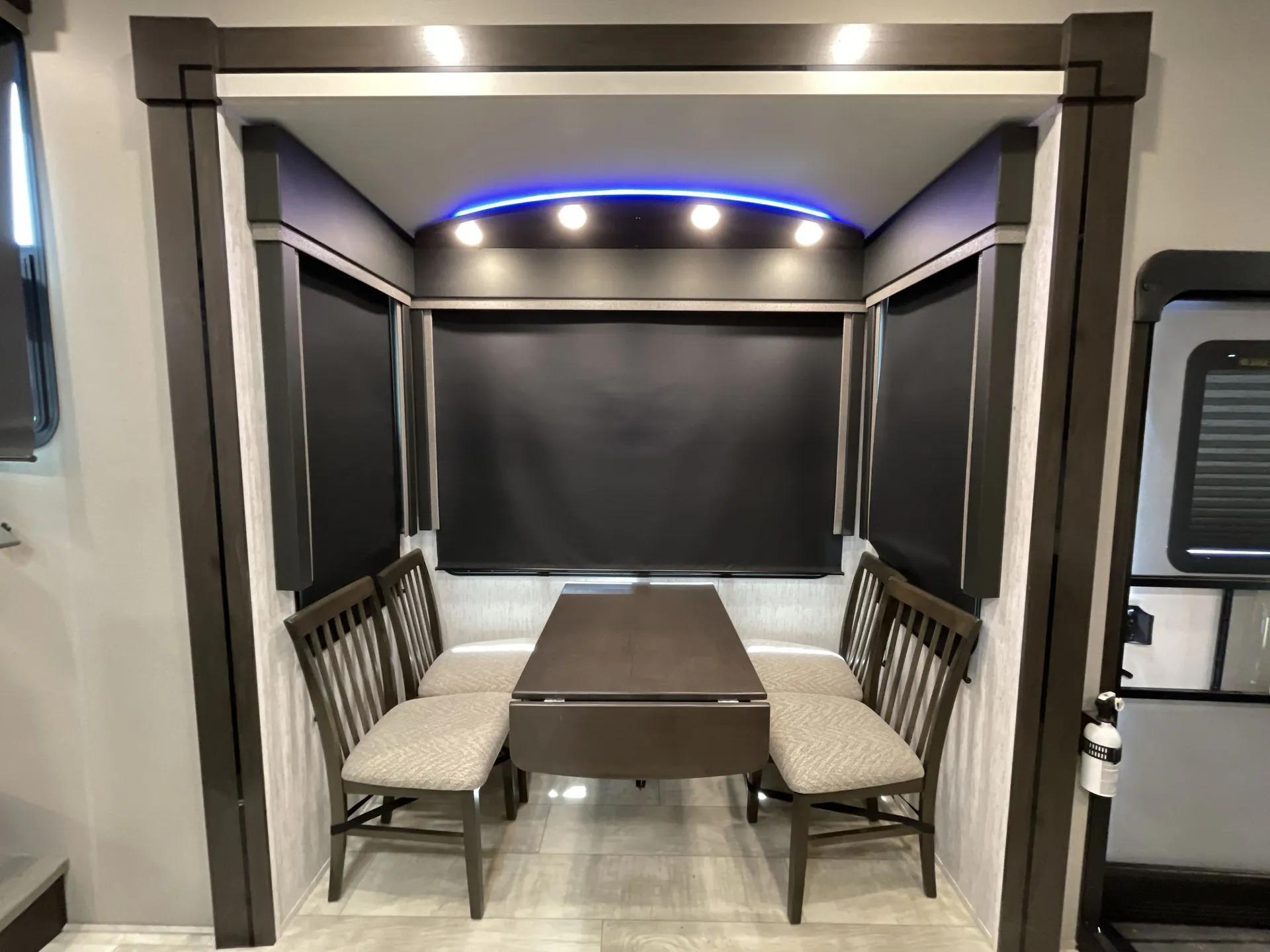2021 Grand Design Momentum 376THS — living area main