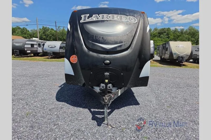 2016 Keystone Laredo 330RL - Photo 4