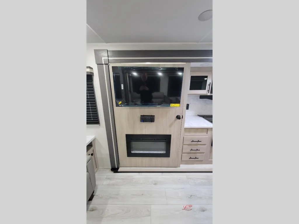 2026 East to West Della Terra 272RL, Photos photo 8