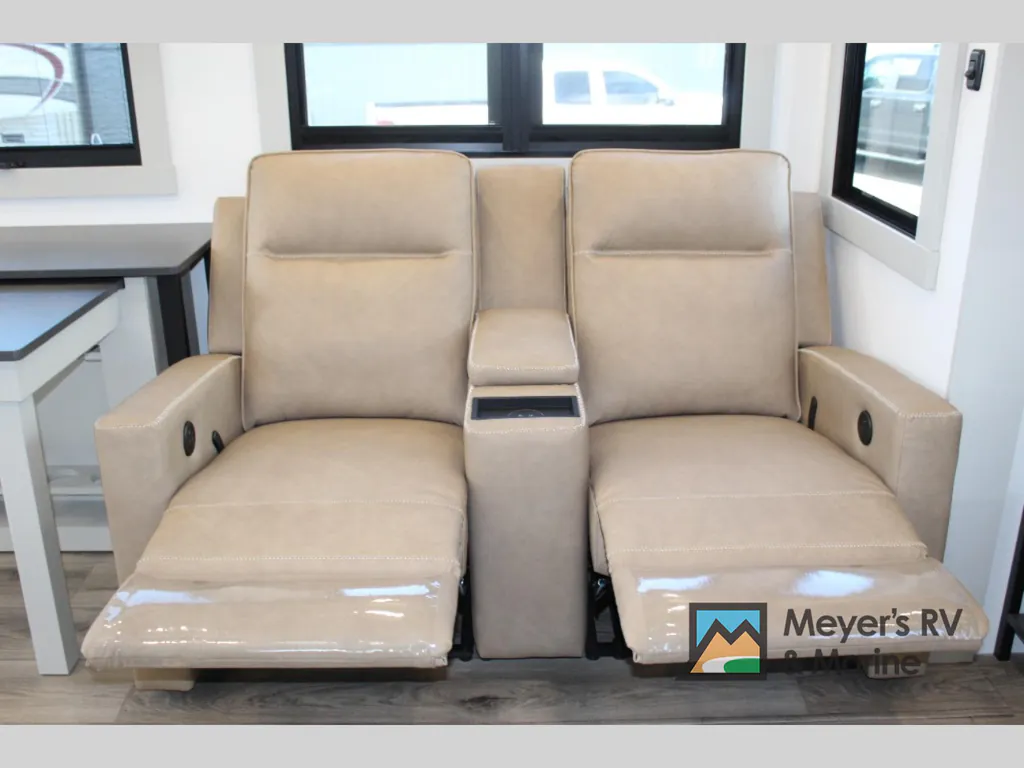 2026 Brinkley Model Z 3600, Photos photo 16