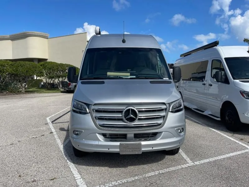 2025 Coachmen Galleria 24Q - Photo 3
