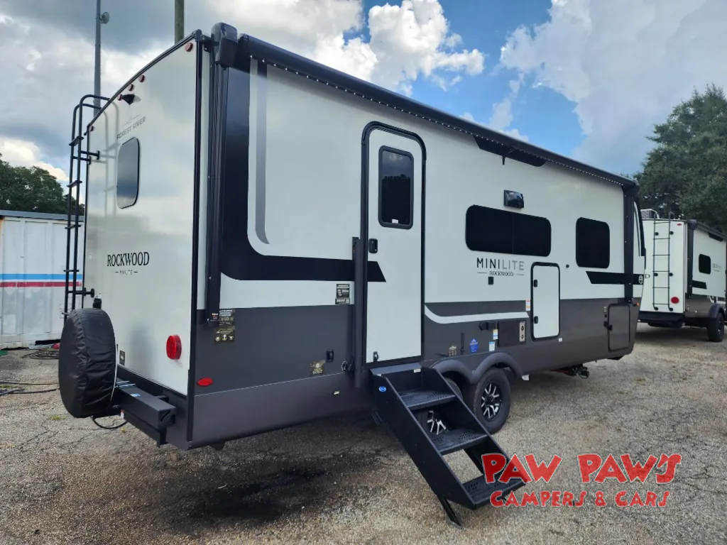 2027 Forest River Rockwood Mini Lite 2525RB, Photos photo 4