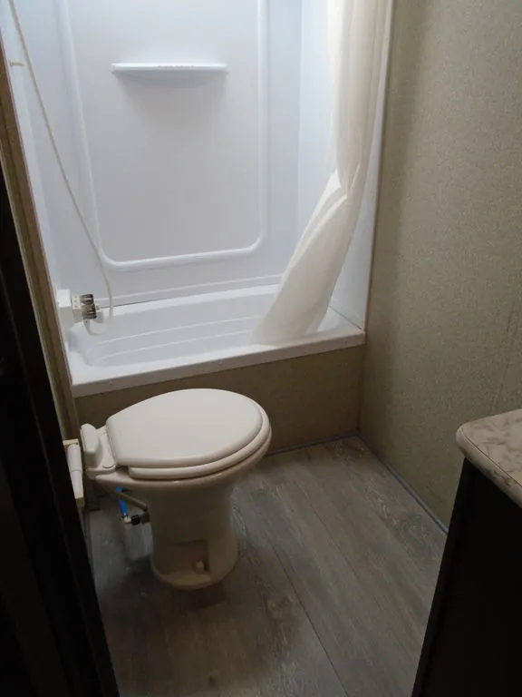 2019 Keystone Springdale 220BHWE, Photos photo 25