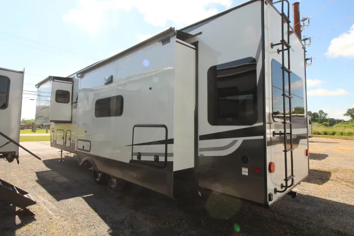 2026 Forest River Rockwood Signature 401SFB - Photo 3