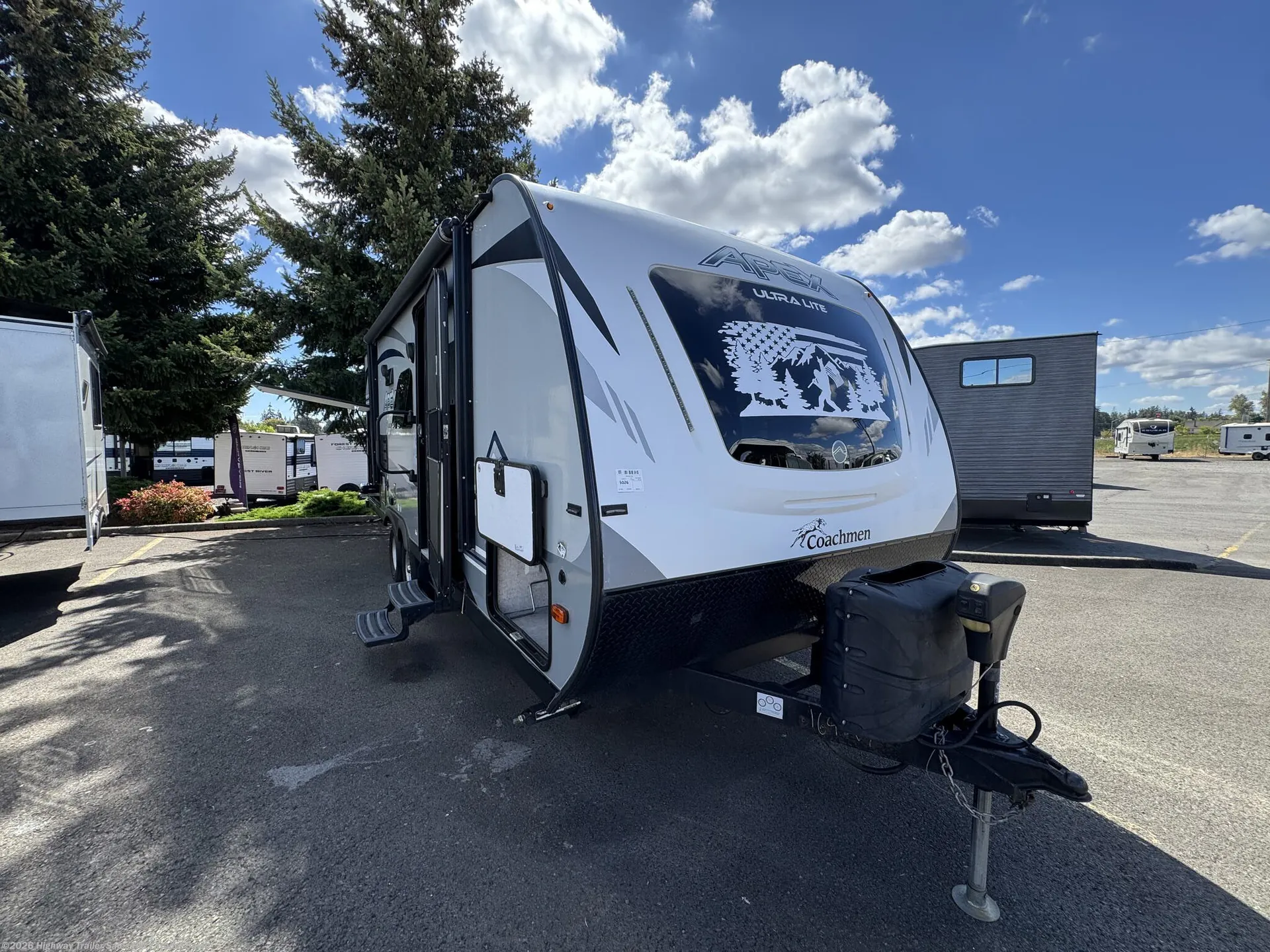 2019 Coachmen Apex 215RBK dealer photo 1 from Highway Trailer Sales