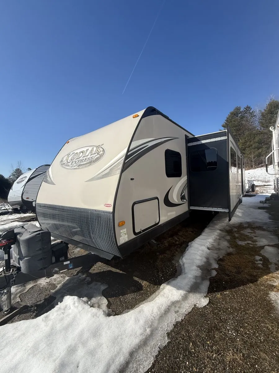 2015 Dutchmen Kodiak 299BHSL - Photo 4