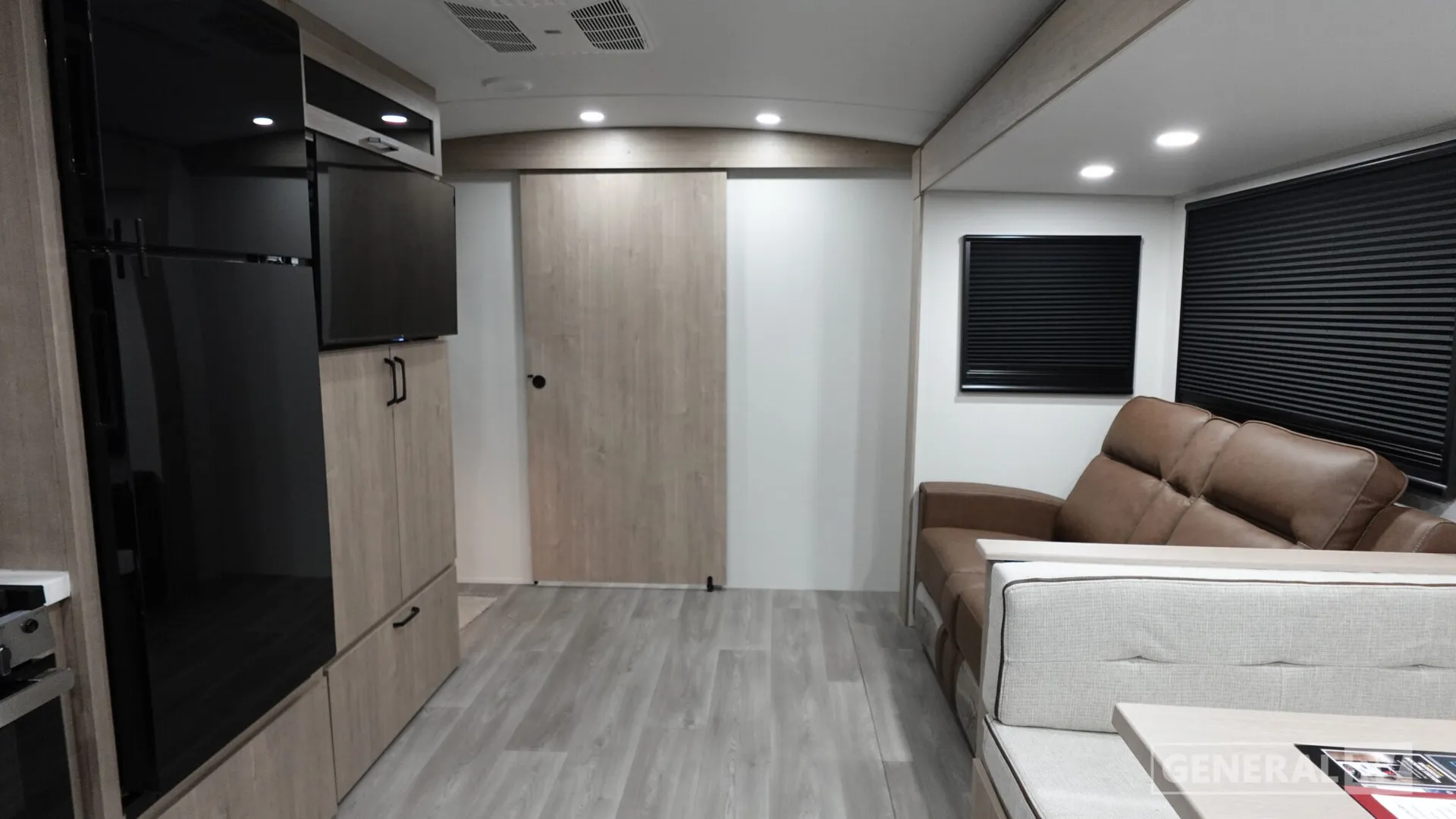 2026 Grand Design Imagine 2600RB - Photo 3
