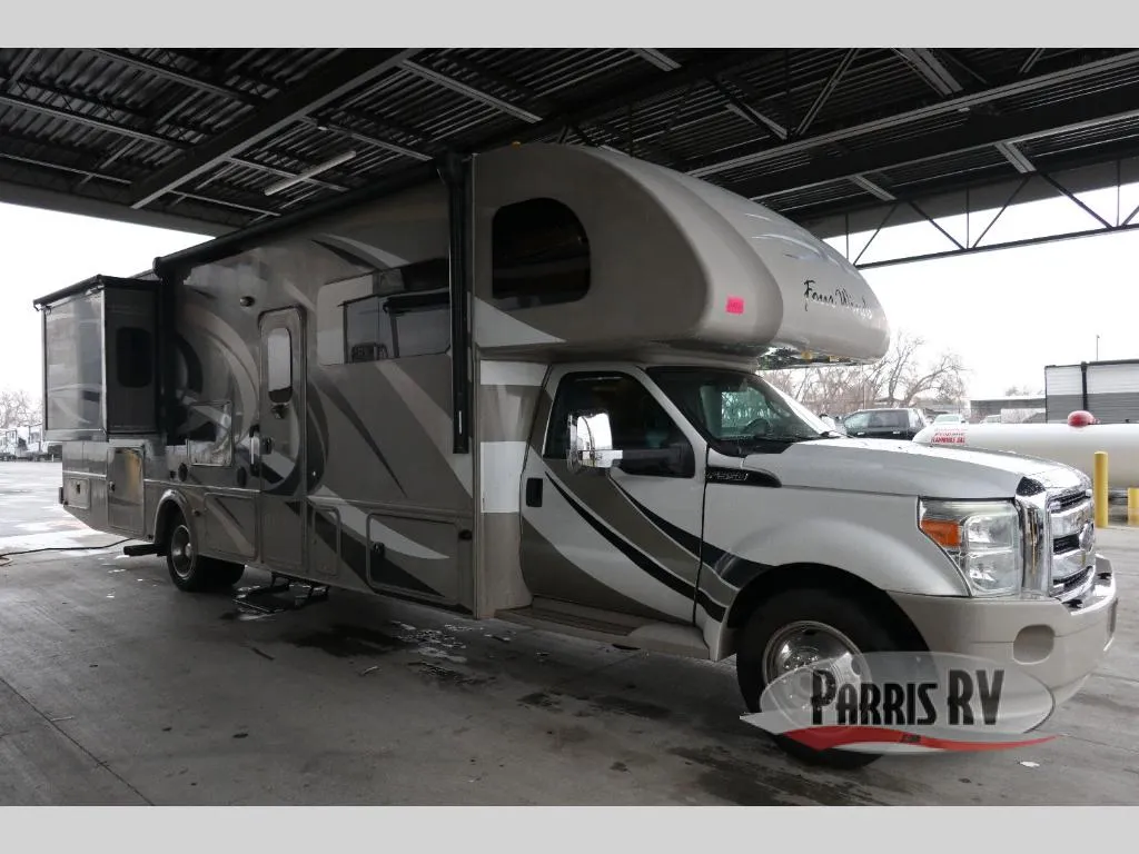 2015 Thor Motor Coach Four Winds Super C 35SF - Main photo