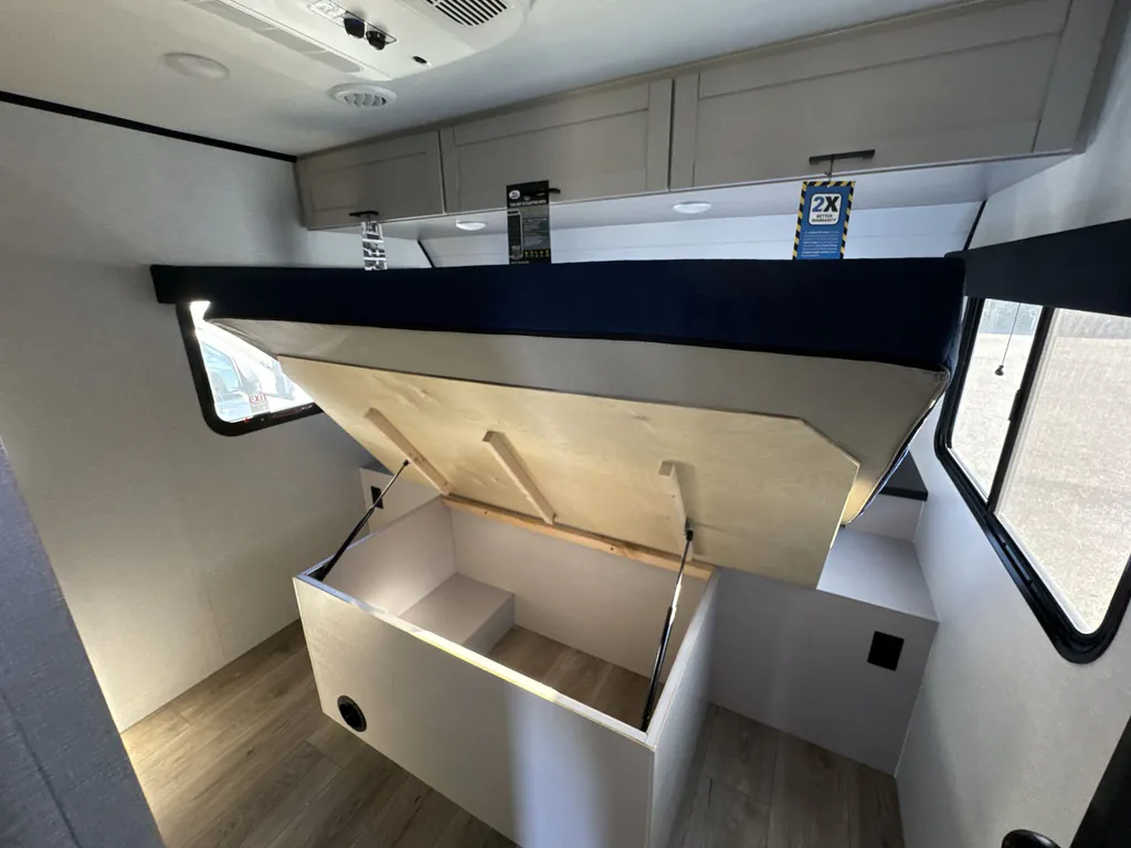 2026 Jayco Jay Feather 29QBH, Photos photo 13