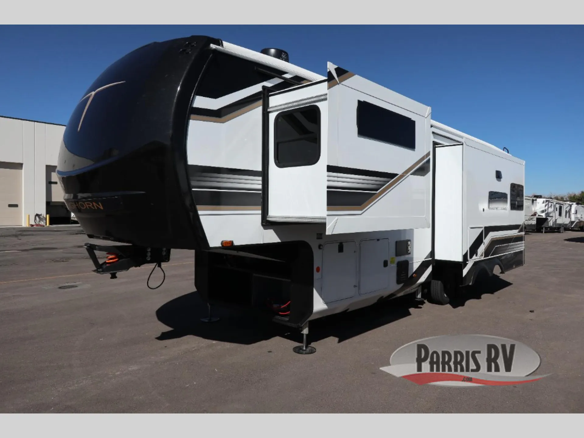 2026 Heartland Bighorn 31RL - Photo 4