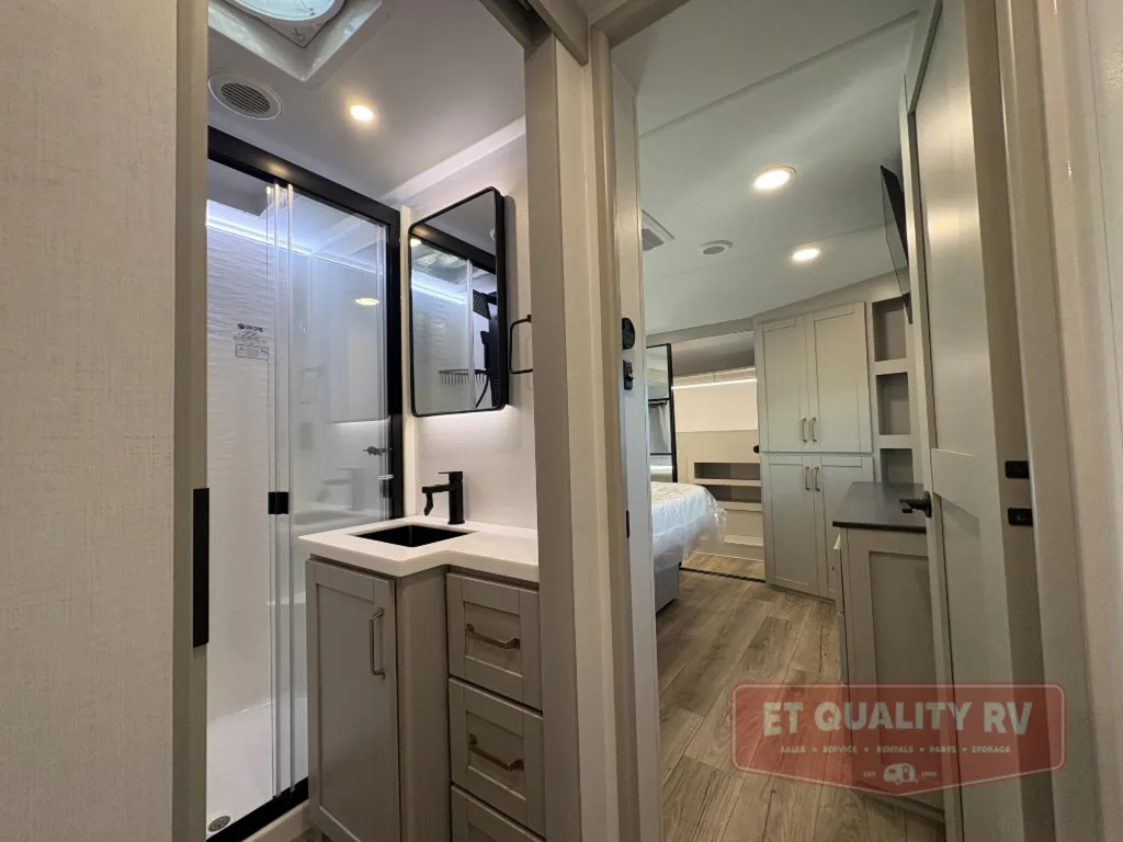 2026 Brinkley Model Z 3515, Photos photo 37