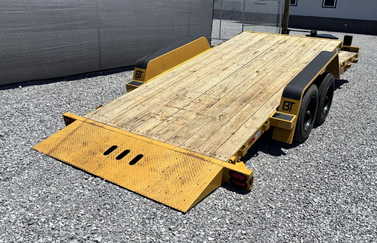 2025 Behnke Trailers 83 X 22 16K TILT . - Photo 4