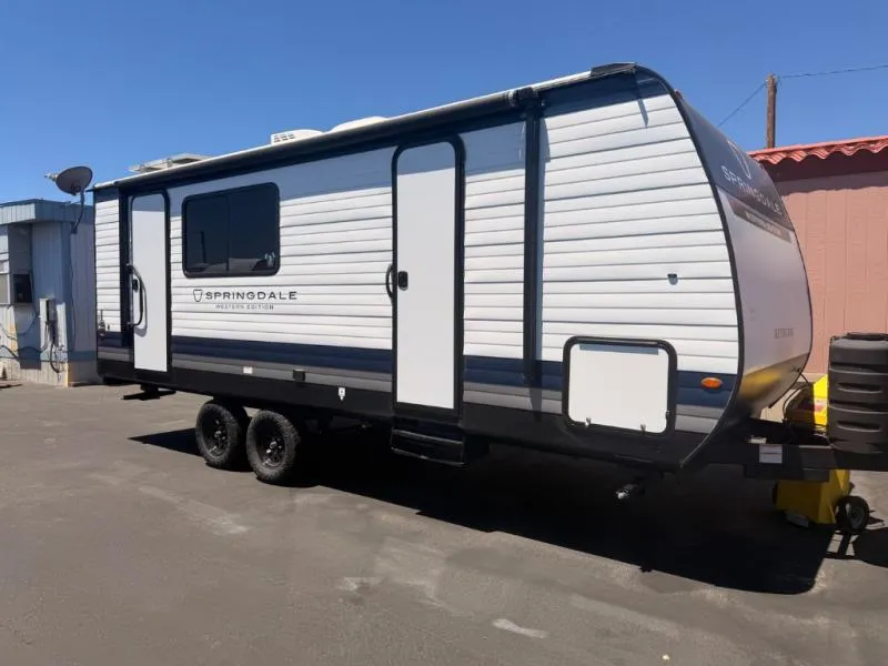 2027 Keystone Springdale 2100RL - Photo 3