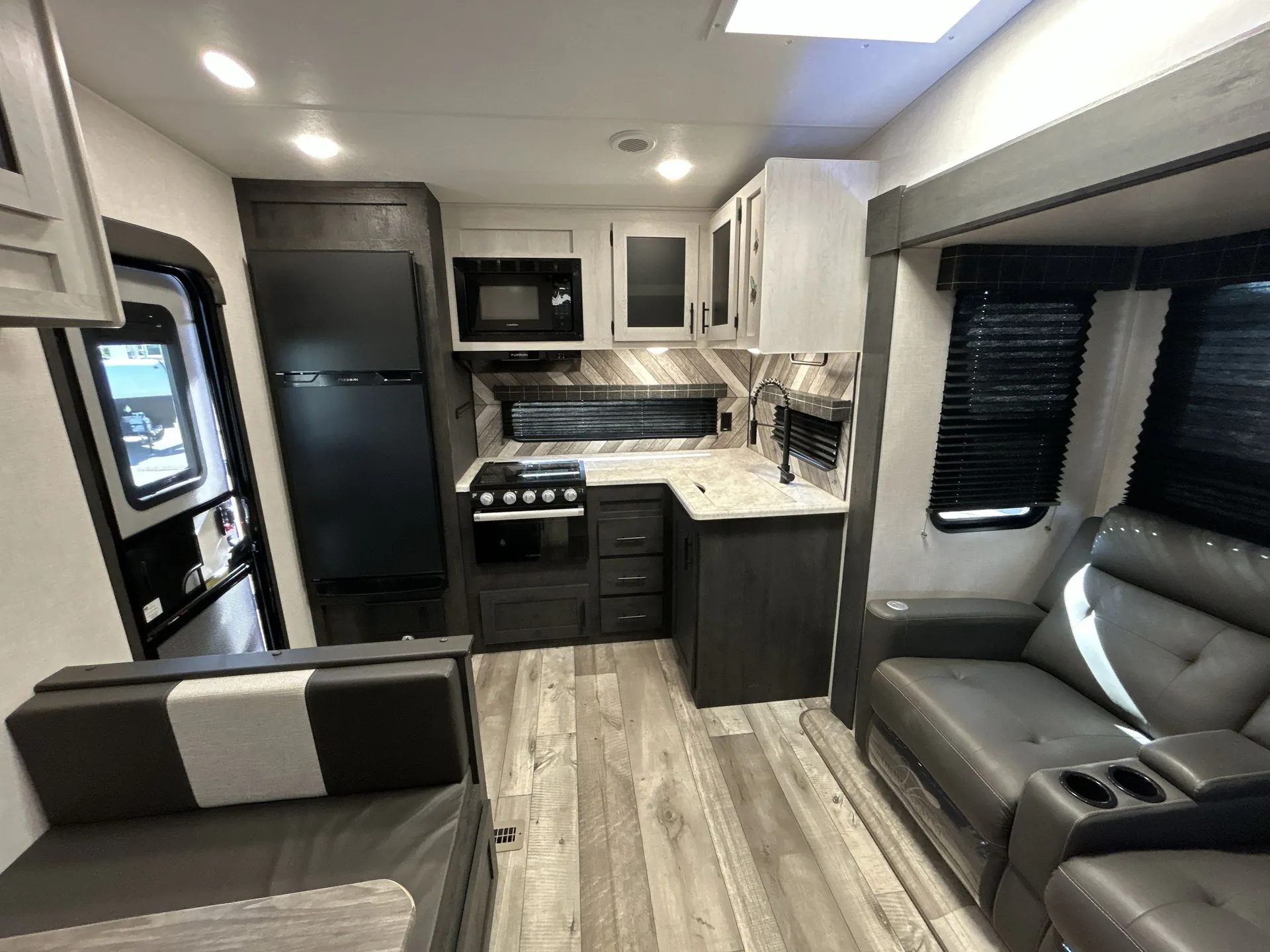 2023 K-Z Sportsmen 231RK — living area main