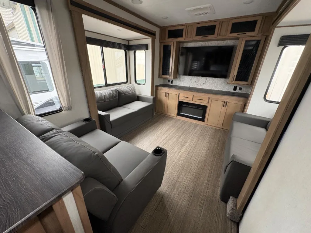 2023 Forest River Sabre 350RL, Photos photo 23