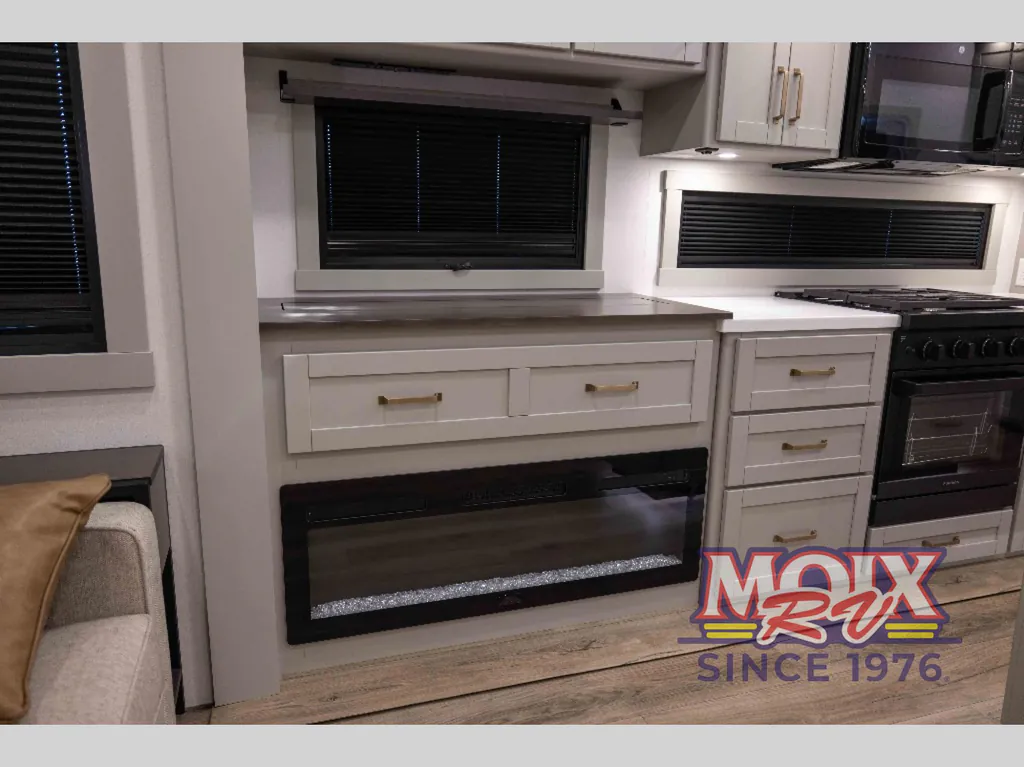 2026 Brinkley Model Z 3600, Photos photo 22