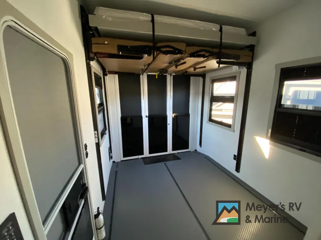 2026 Brinkley Model G 3970, Photos photo 18