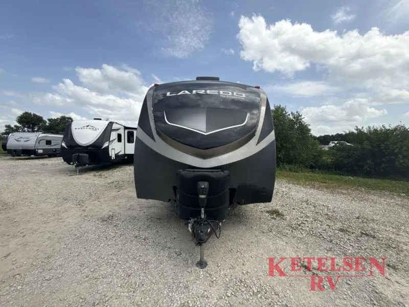 2021 Keystone Laredo 332BH - Photo 3