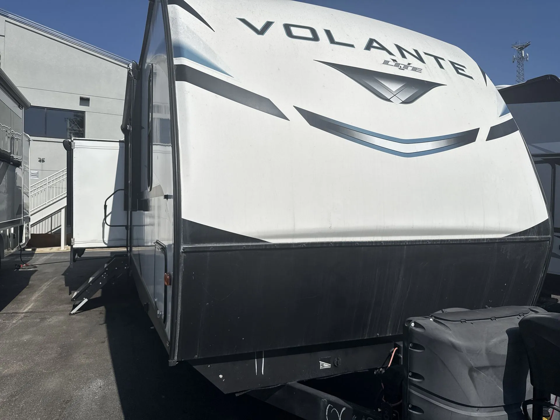 2022 CrossRoads Volante 34RE - Photo 2